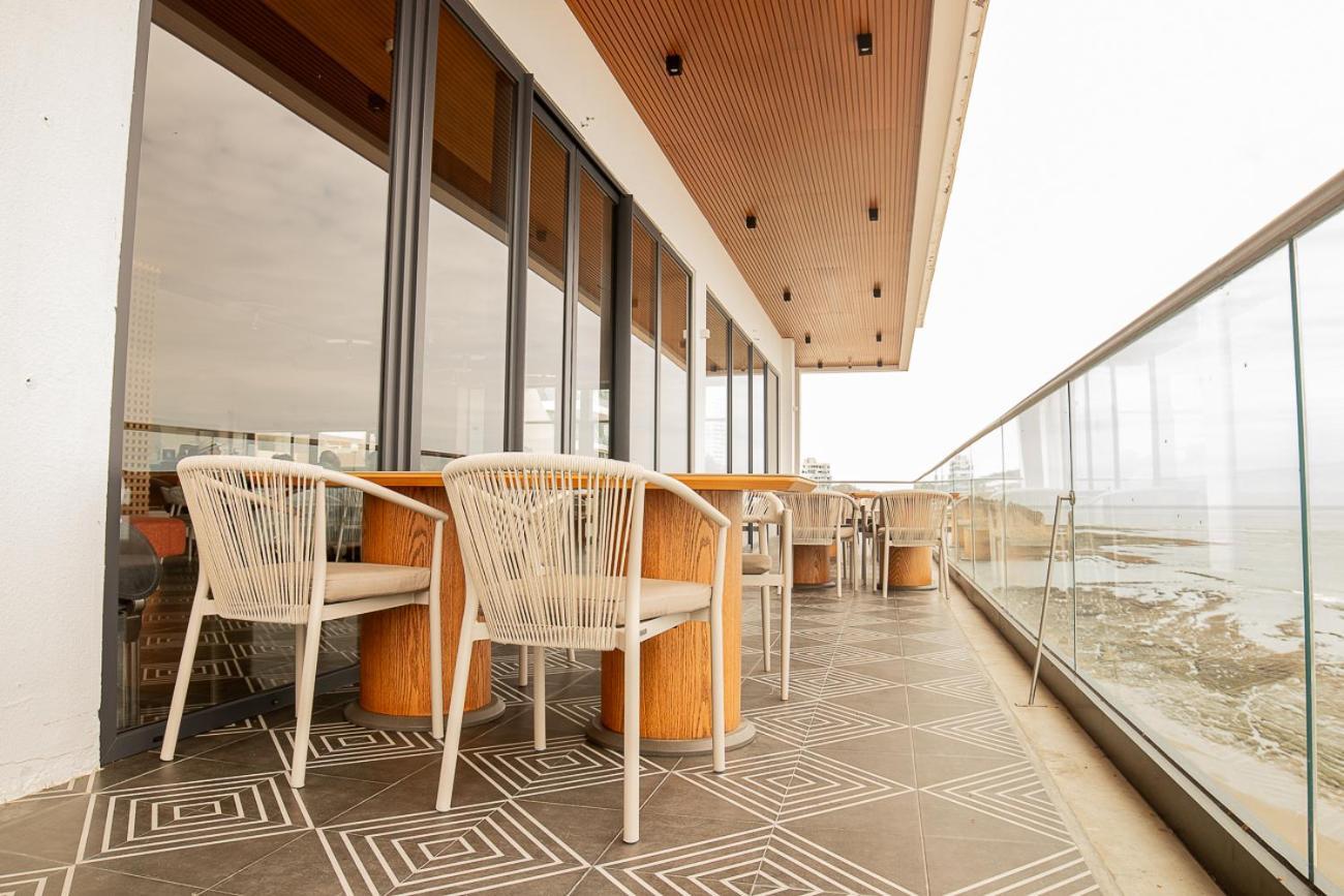 Mantahost Hotel Exterior photo
